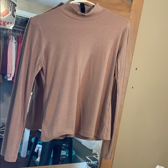 Forever 21 turtle neck - Picture 1 of 1